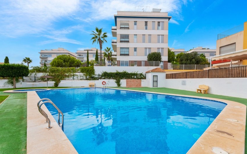 Reventa - Villa -
Orihuela Costa - Costa Blanca