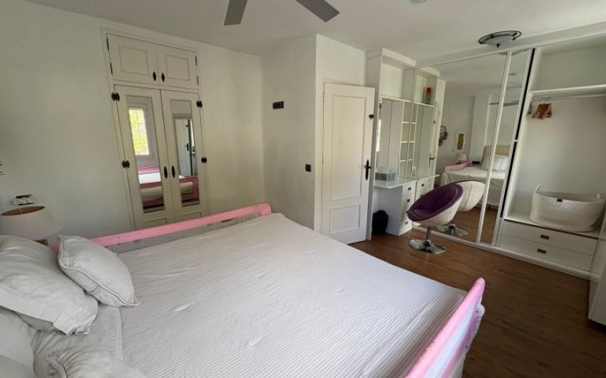 Reventa - Villa -
Orihuela Costa - Costa Blanca