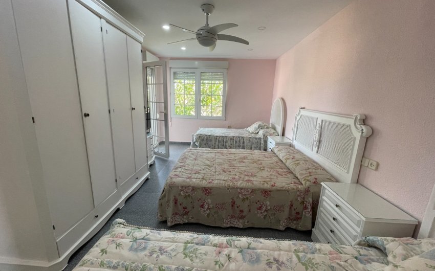 Reventa - Villa -
Orihuela Costa - Costa Blanca