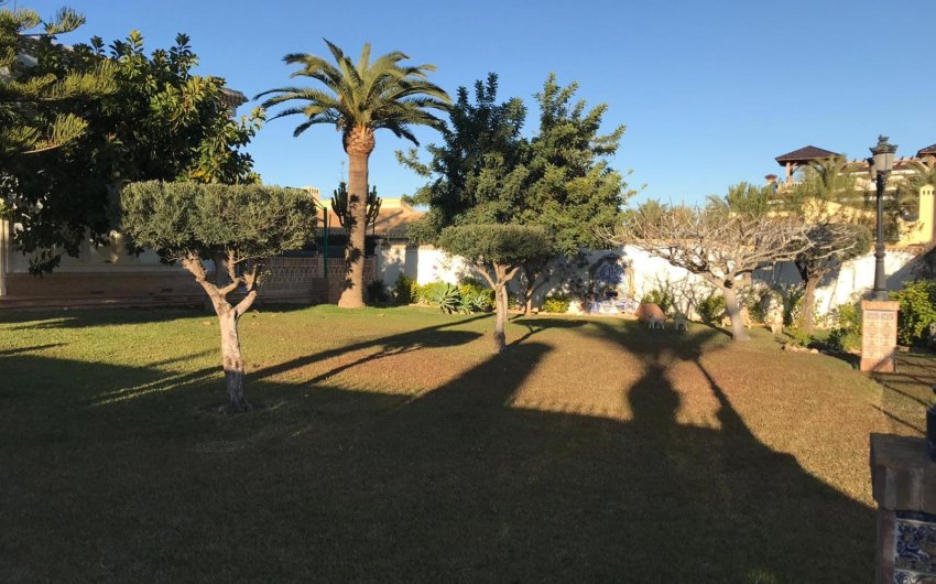 Reventa - Villa -
Orihuela Costa - Costa Blanca