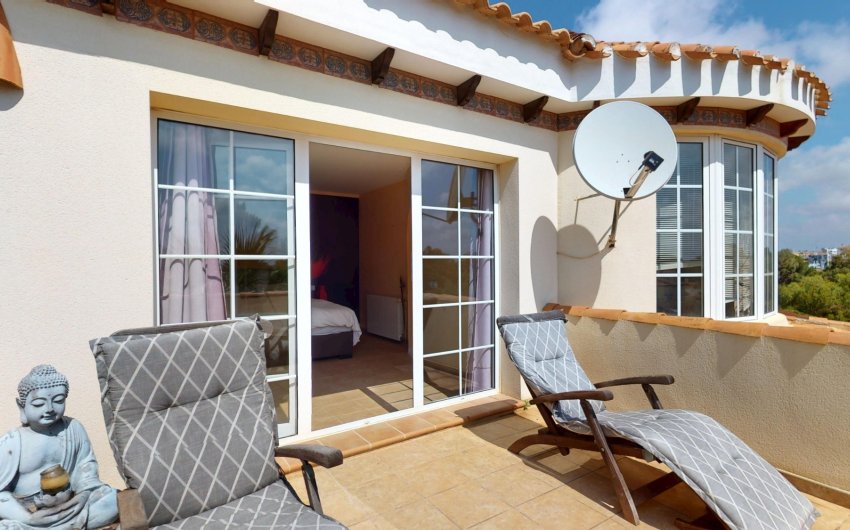 Reventa - Villa -
Orihuela Costa - Costa Blanca