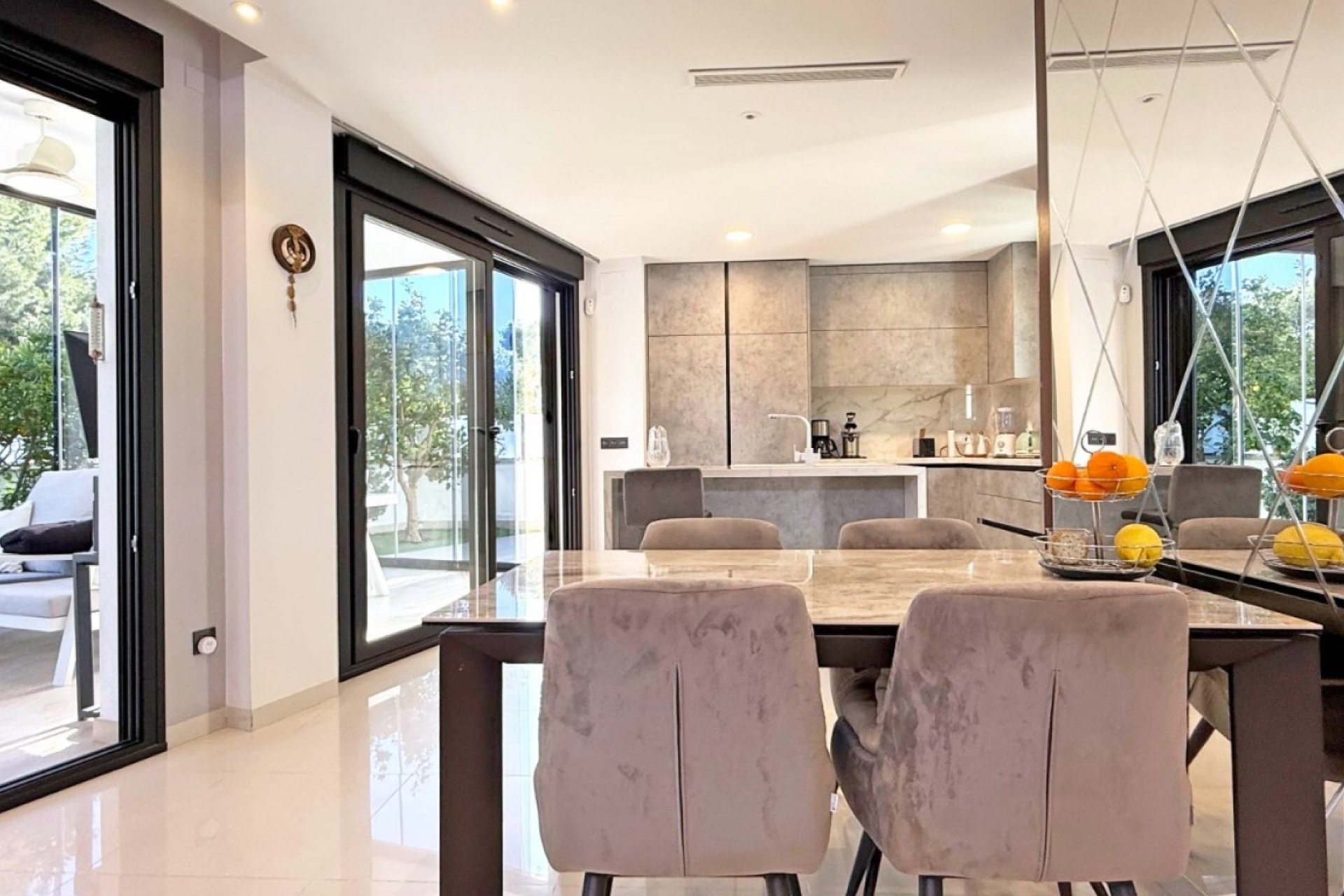 Reventa - Villa -
Orihuela Costa - Costa Blanca