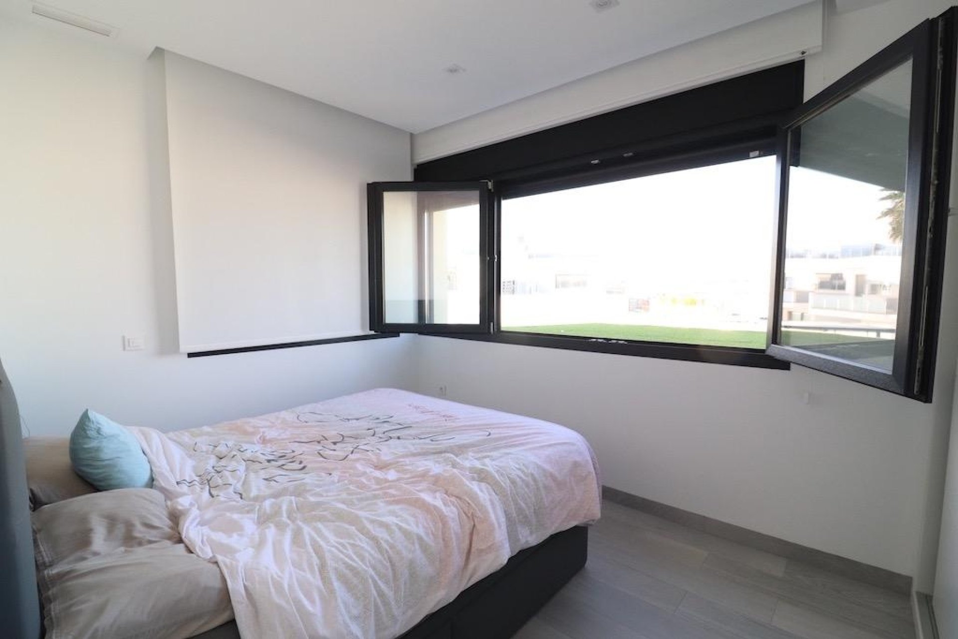 Reventa - Villa -
Orihuela Costa - Costa Blanca
