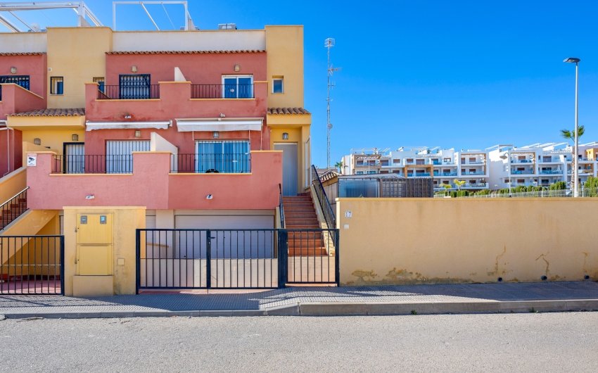 Reventa - Villa -
Orihuela Costa - Costa Blanca