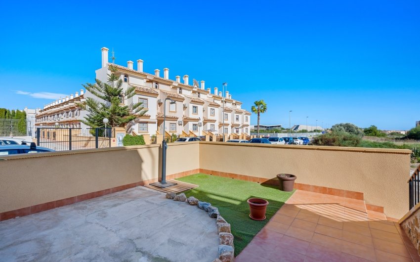 Reventa - Villa -
Orihuela Costa - Costa Blanca