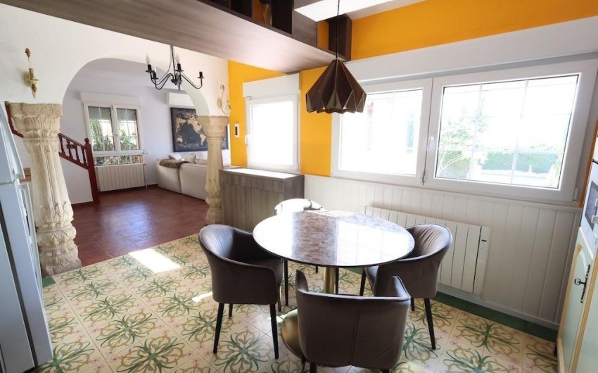 Reventa - Villa -
Orihuela Costa - Costa Blanca