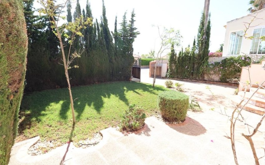 Reventa - Villa -
Orihuela Costa - Costa Blanca