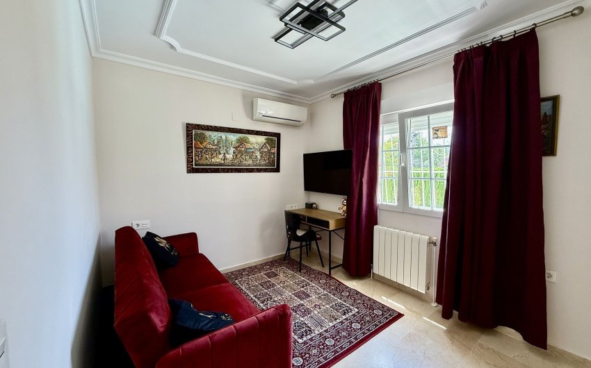 Reventa - Villa -
Orihuela Costa - Costa Blanca