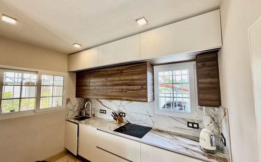 Reventa - Villa -
Orihuela Costa - Costa Blanca