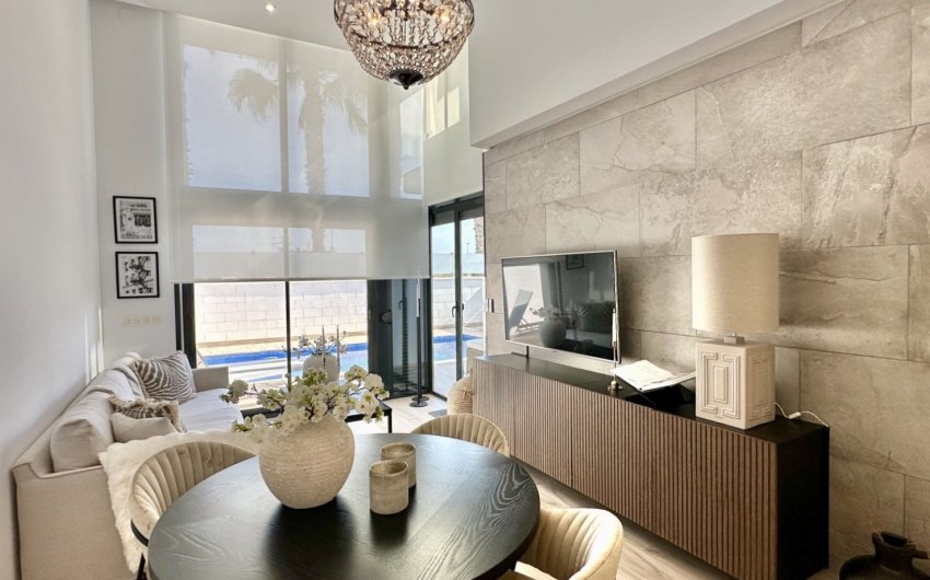 Reventa - Villa -
Orihuela Costa - Costa Blanca