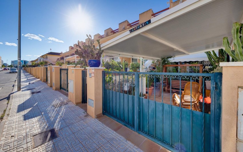 Reventa - Villa -
Orihuela Costa - Costa Blanca