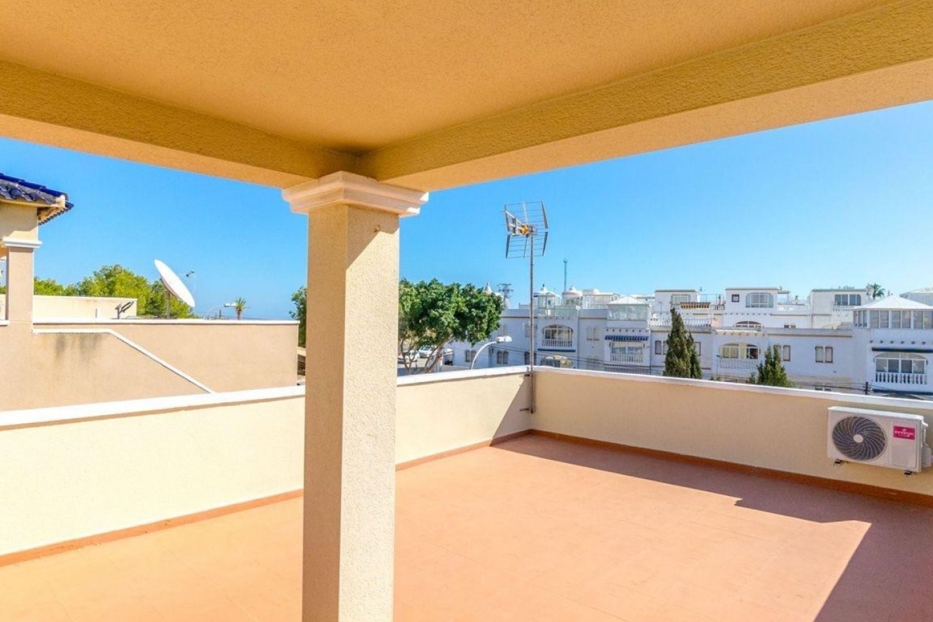 Reventa - Villa -
Orihuela Costa - Costa Blanca