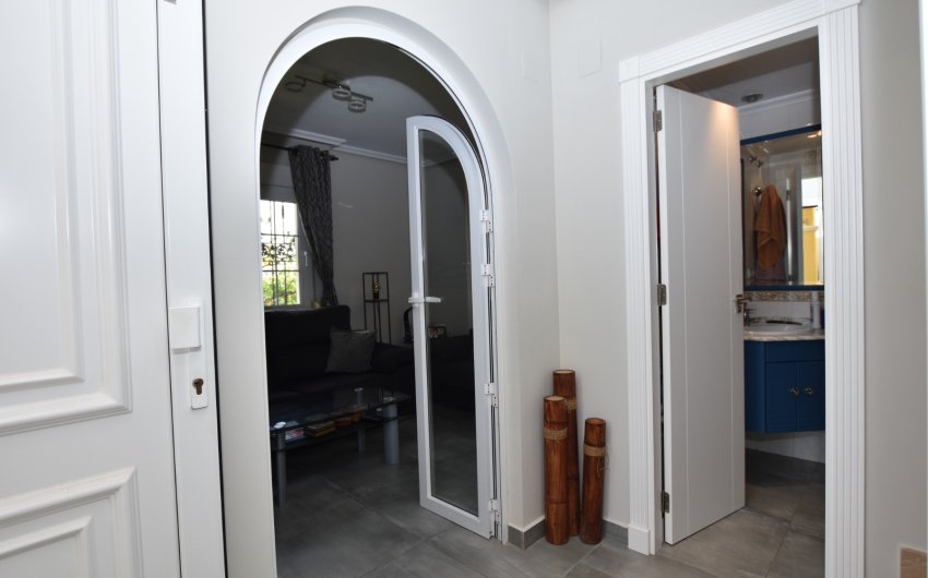 Reventa - Villa -
Orihuela Costa - Costa Blanca