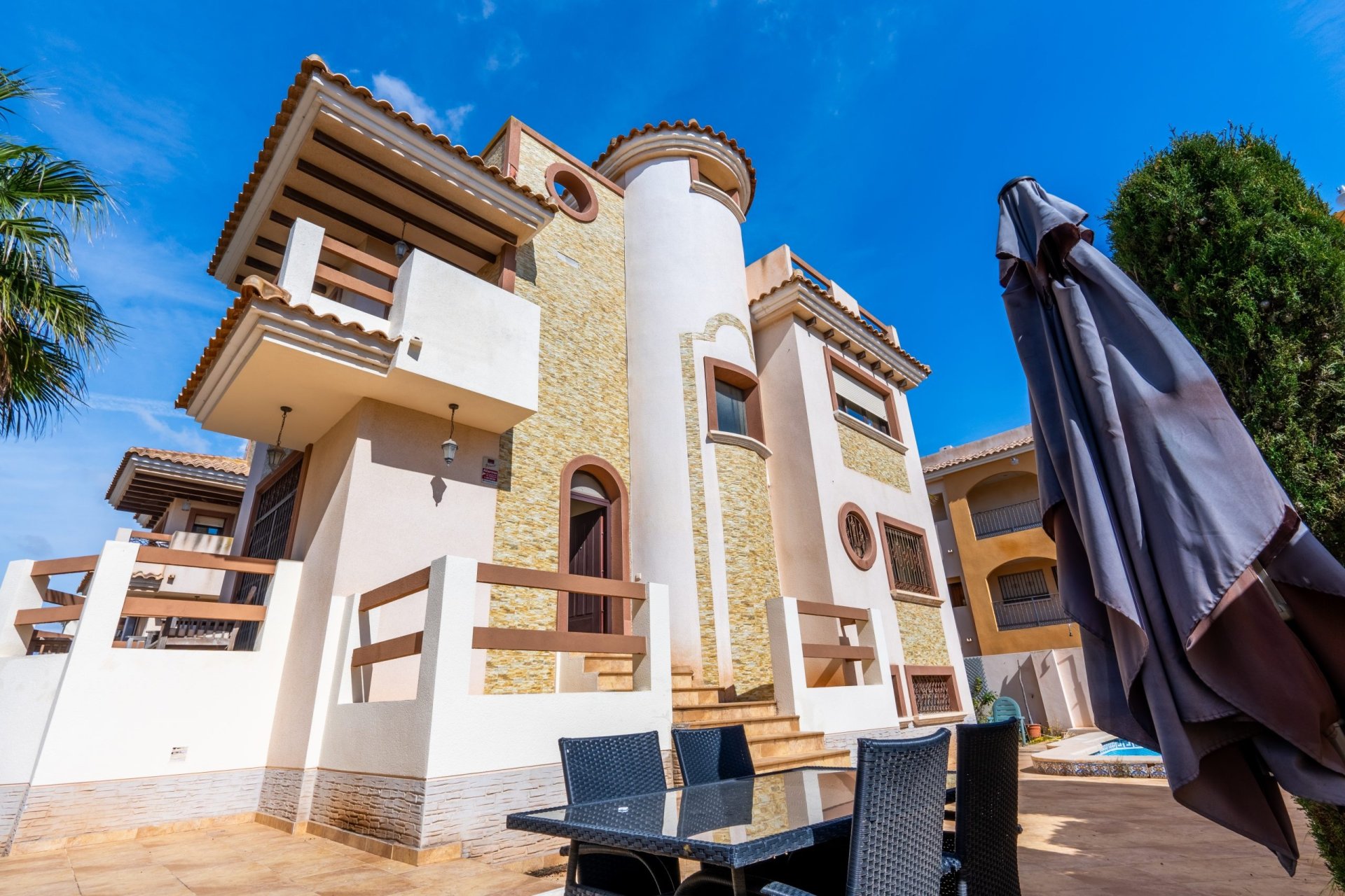 Reventa - Villa -
Orihuela Costa - Costa Blanca