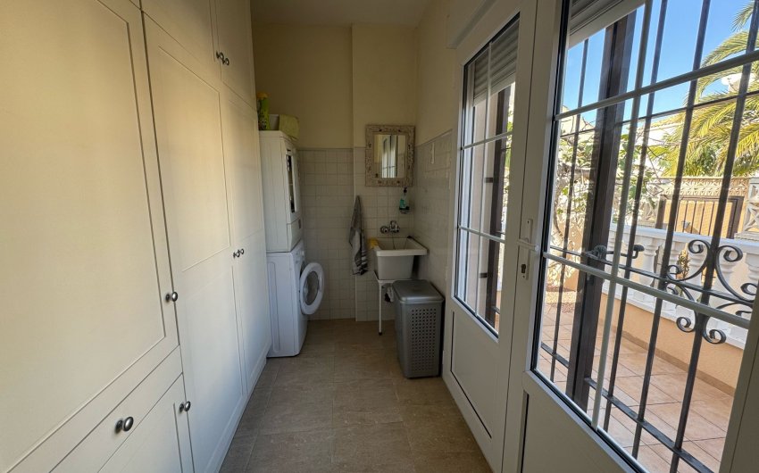 Reventa - Villa -
Orihuela Costa - Costa Blanca