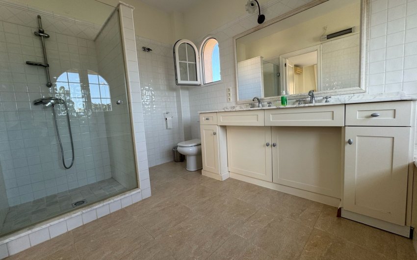 Reventa - Villa -
Orihuela Costa - Costa Blanca