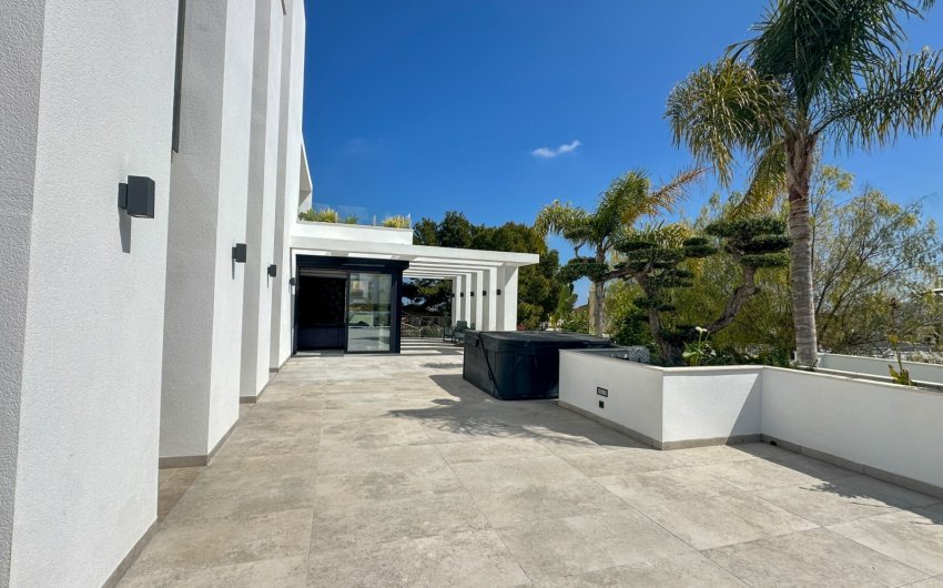 Reventa - Villa -
Orihuela Costa - Costa Blanca