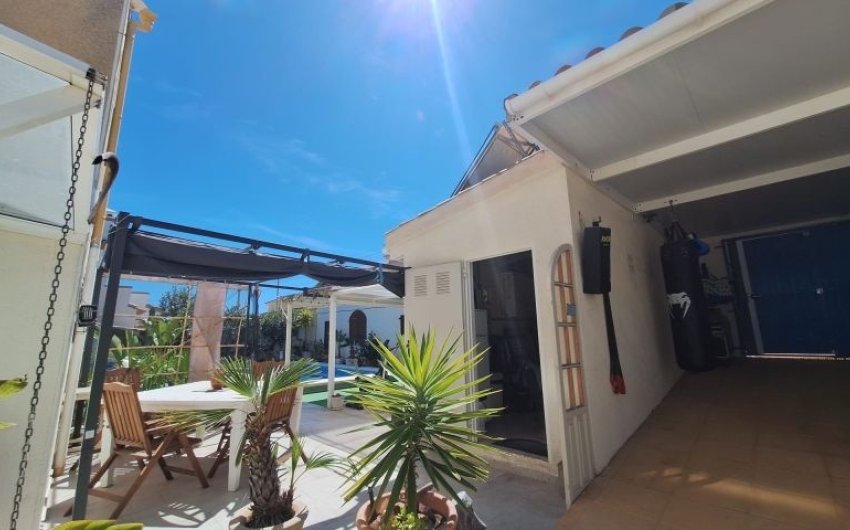 Reventa - Villa -
Orihuela Costa - Costa Blanca