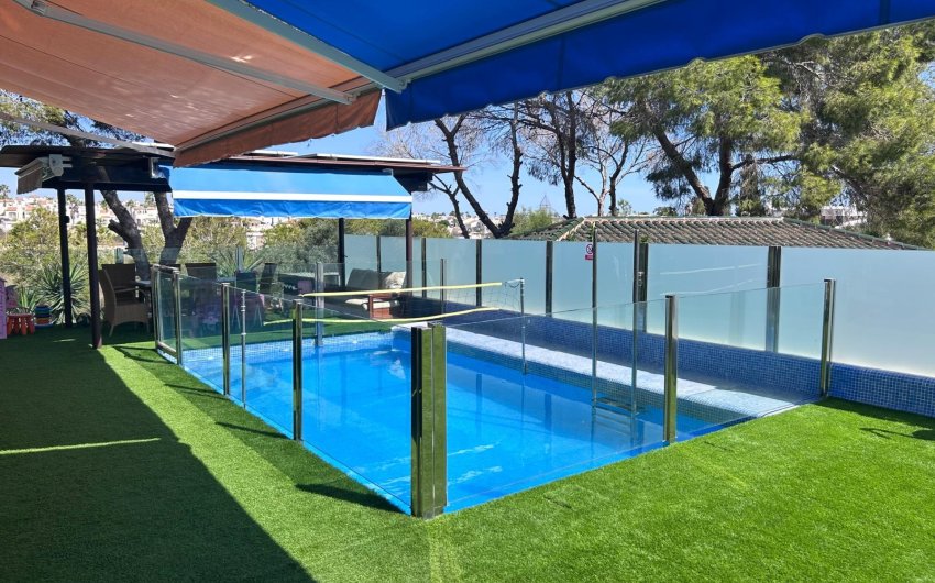 Reventa - Villa -
Orihuela Costa - Costa Blanca