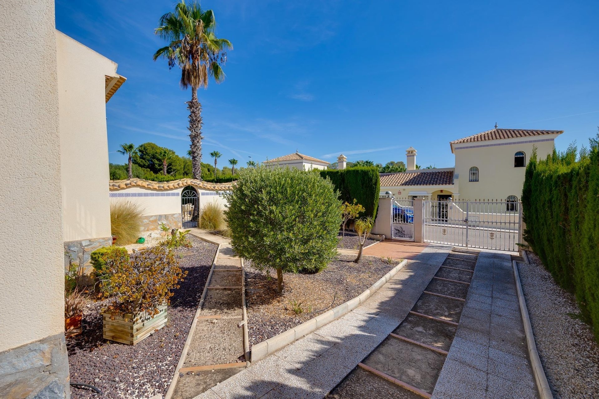 Reventa - Villa -
Orihuela Costa - Costa Blanca