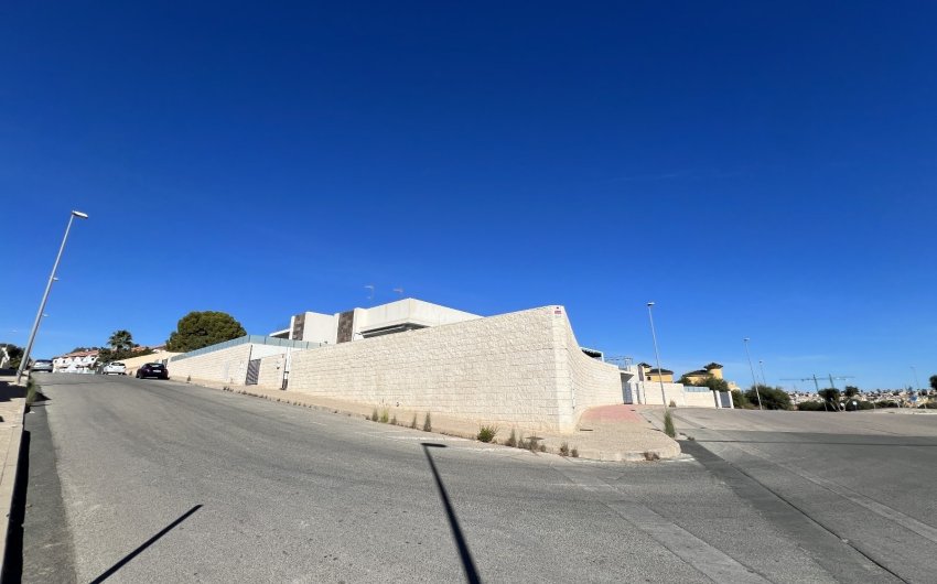 Reventa - Villa -
Orihuela Costa - Costa Blanca