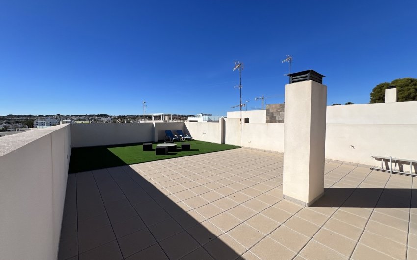 Reventa - Villa -
Orihuela Costa - Costa Blanca