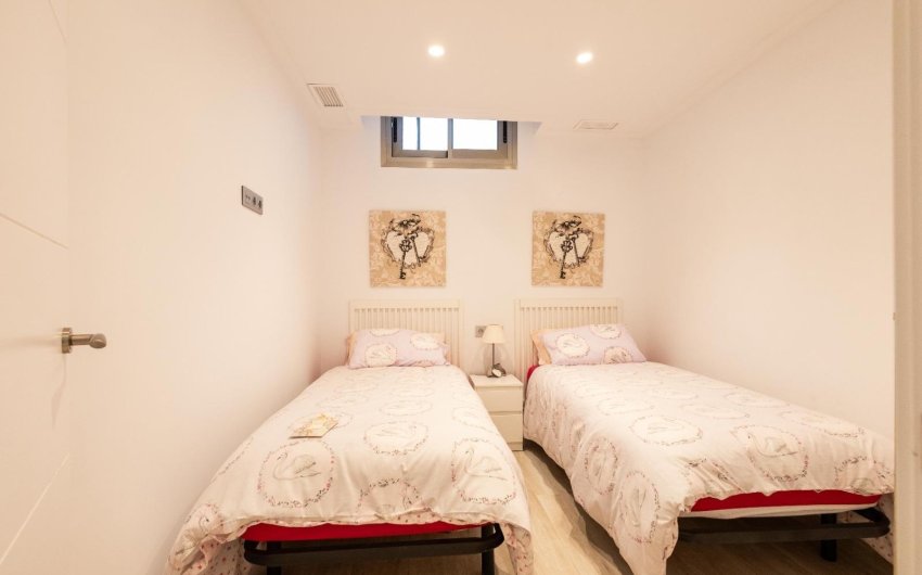 Reventa - Villa -
Orihuela Costa - Costa Blanca