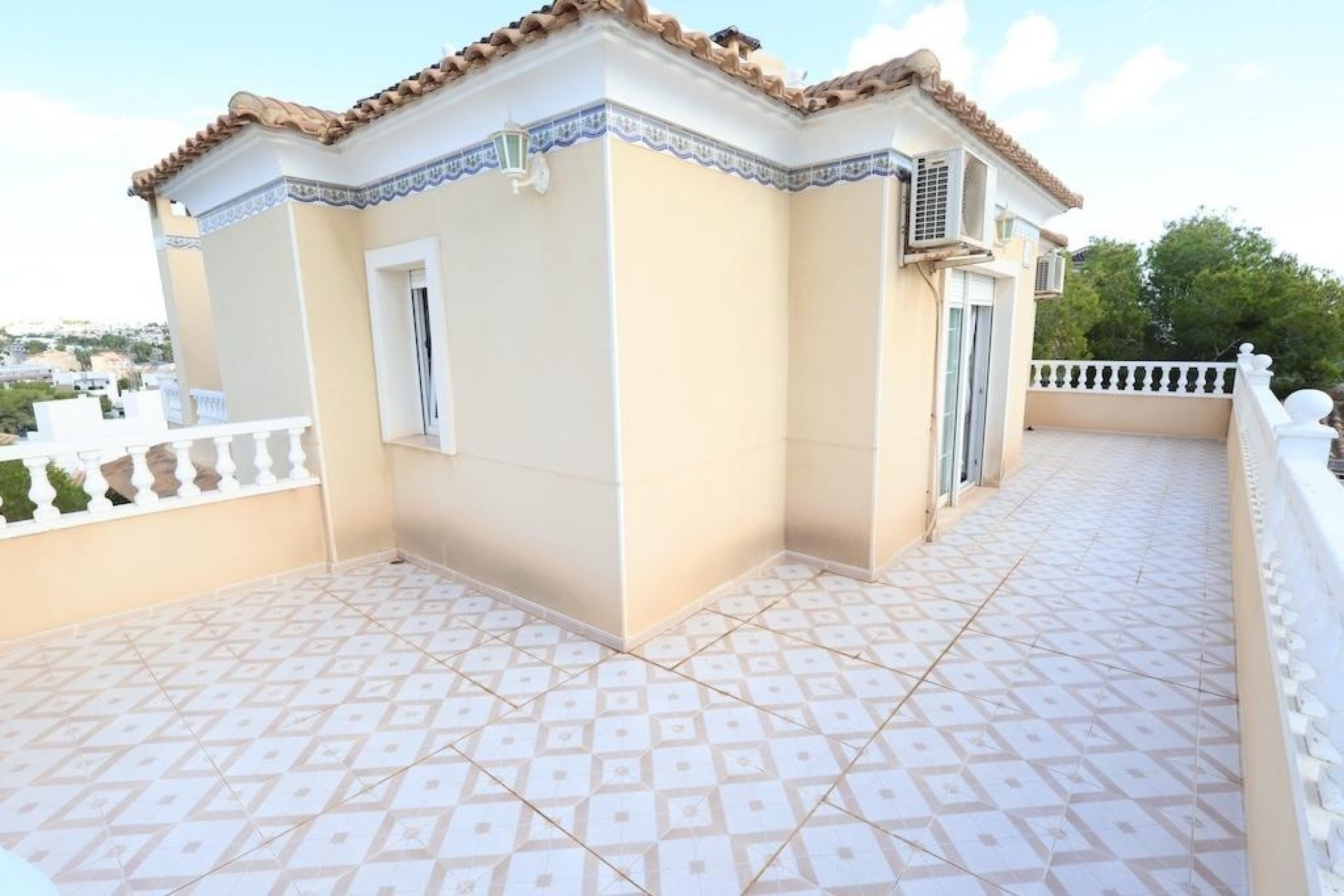 Reventa - Villa -
Orihuela Costa - Costa Blanca