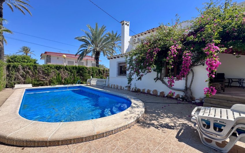 Reventa - Villa -
Orihuela Costa - Costa Blanca