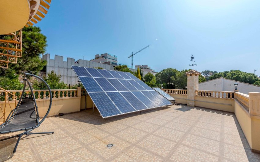 Reventa - Villa -
Orihuela Costa - Costa Blanca