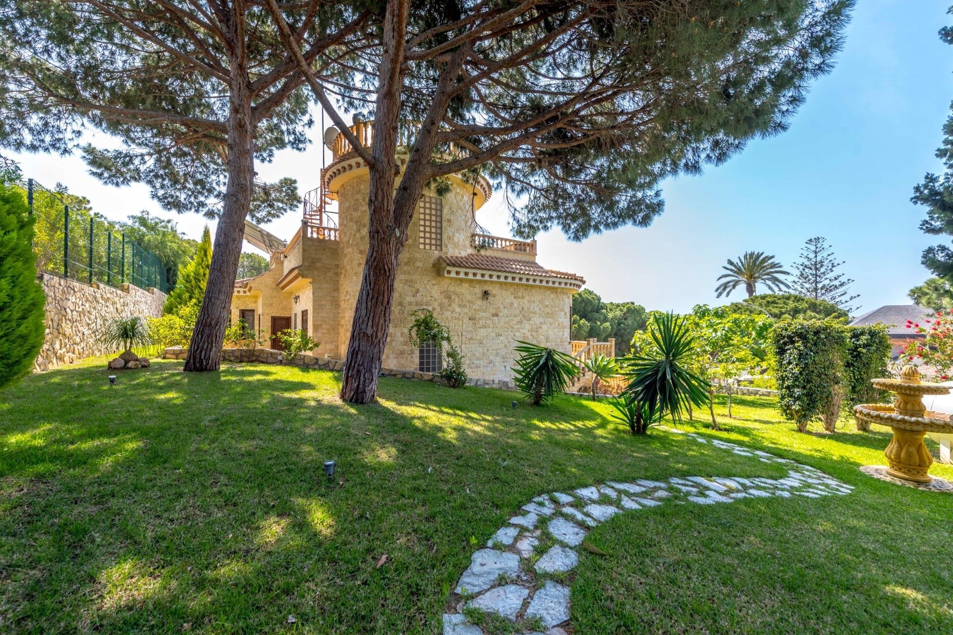 Reventa - Villa -
Orihuela Costa - Costa Blanca