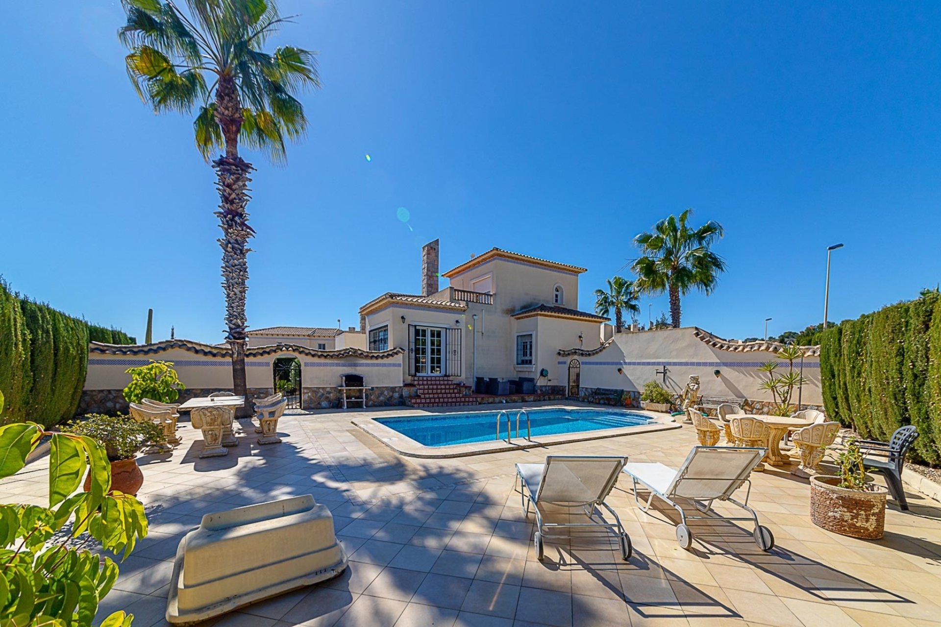 Reventa - Villa -
Orihuela Costa - Costa Blanca