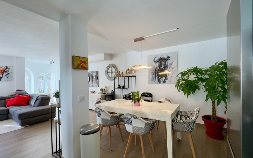Reventa - Villa -
Orihuela Costa - Costa Blanca