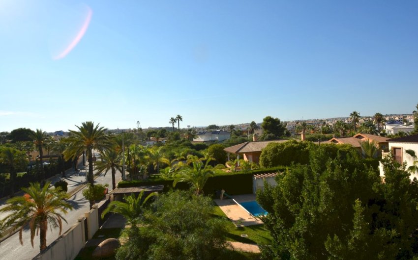 Reventa - Villa -
Orihuela Costa - Costa Blanca