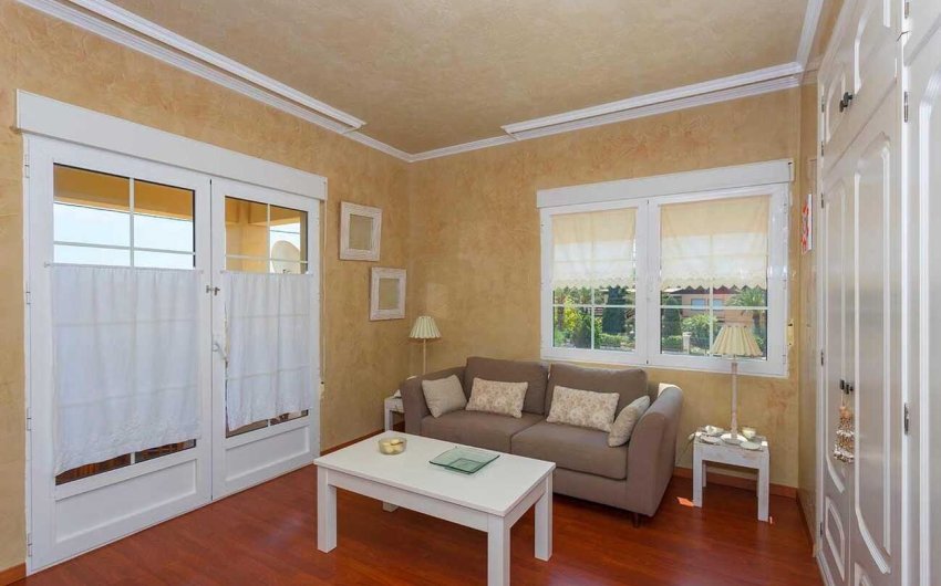 Reventa - Villa -
Orihuela Costa - Costa Blanca