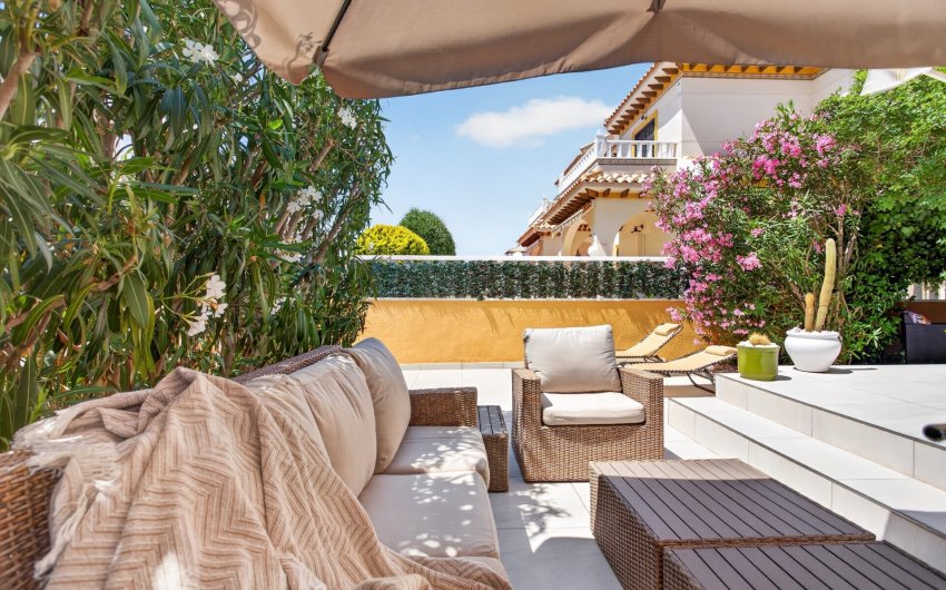 Reventa - Villa -
Orihuela Costa - Costa Blanca