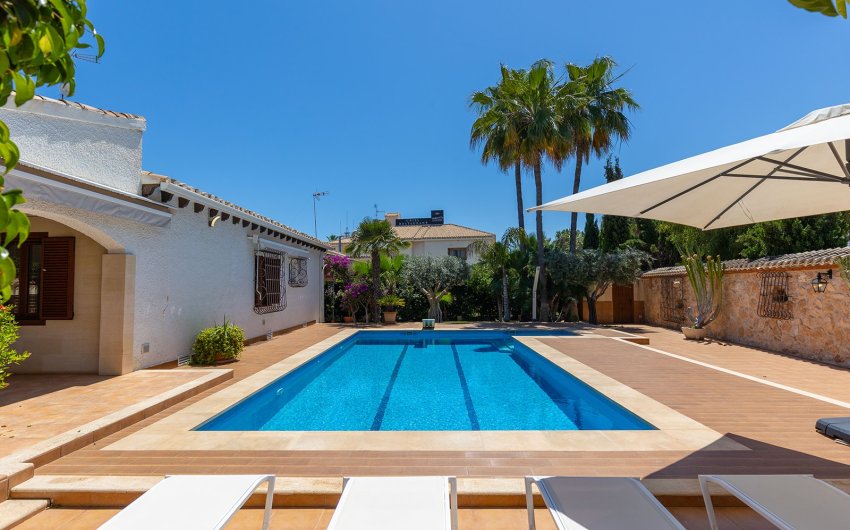 Reventa - Villa -
Orihuela Costa - Costa Blanca