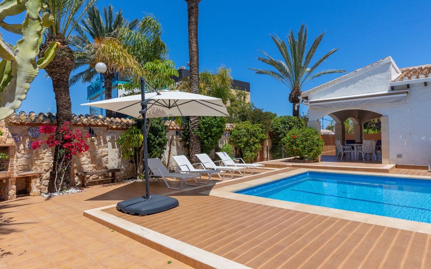 Reventa - Villa -
Orihuela Costa - Costa Blanca