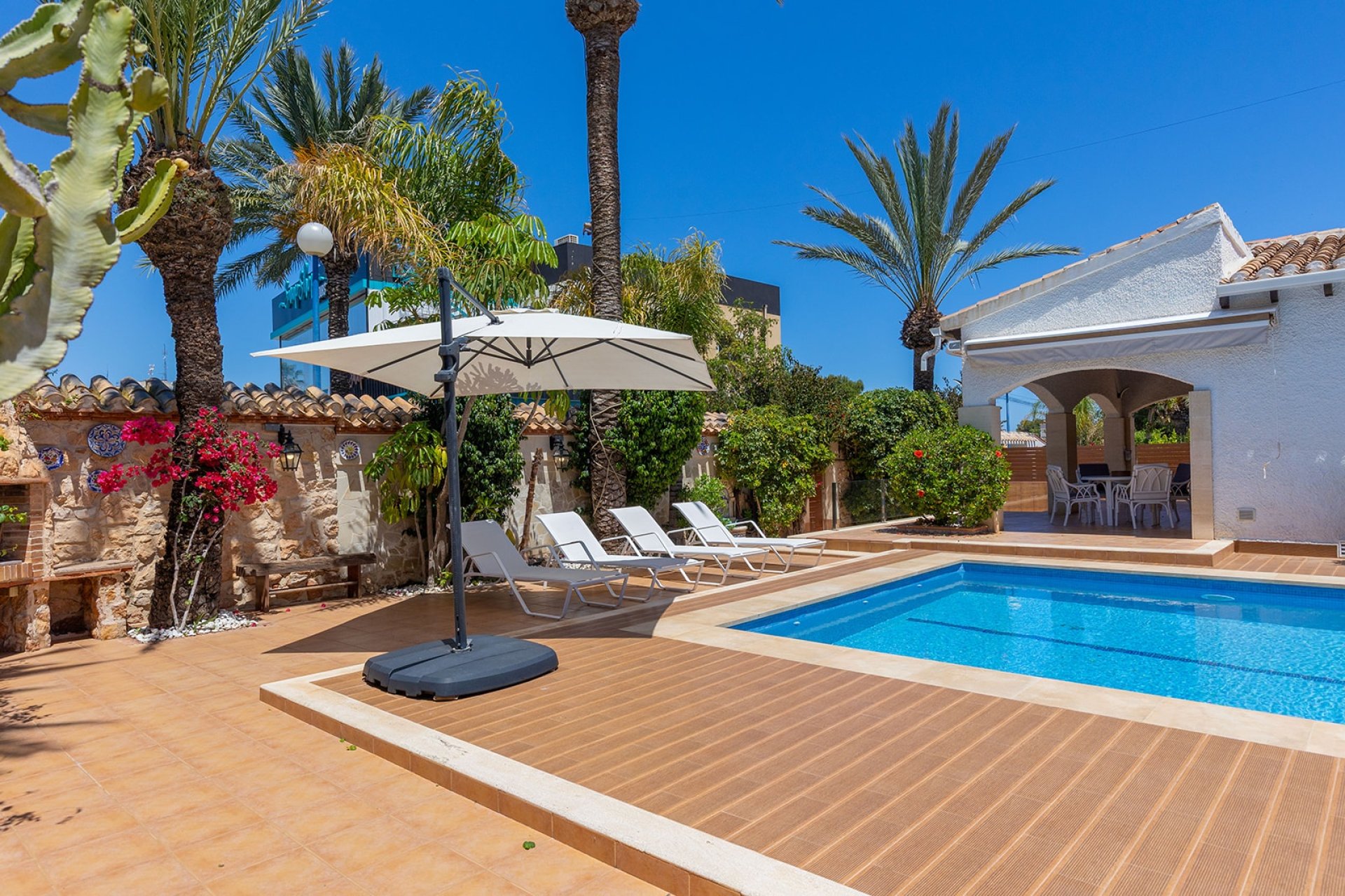 Reventa - Villa -
Orihuela Costa - Costa Blanca