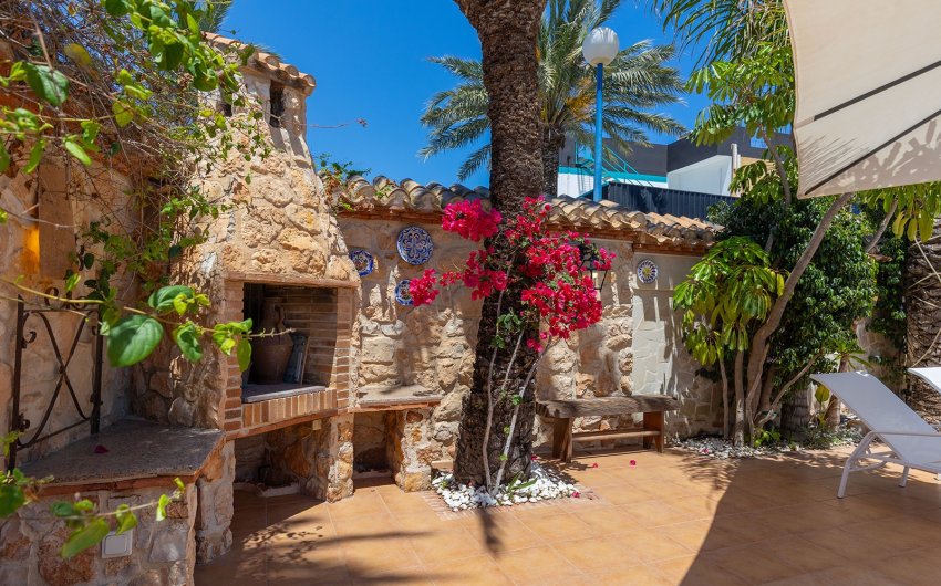 Reventa - Villa -
Orihuela Costa - Costa Blanca