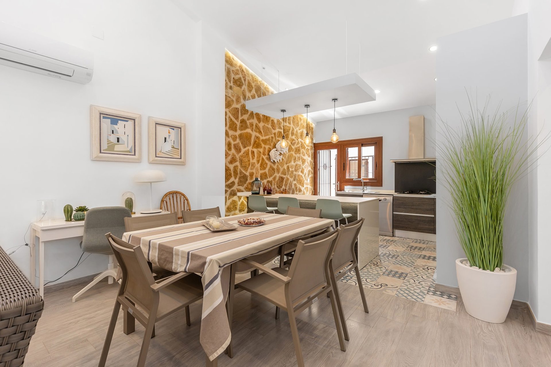 Reventa - Villa -
Orihuela Costa - Costa Blanca