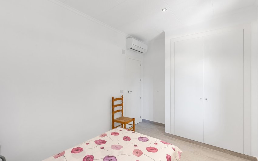 Reventa - Villa -
Orihuela Costa - Costa Blanca