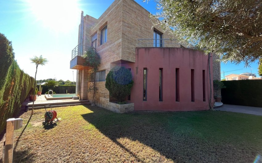 Reventa - Villa -
Orihuela Costa - Dehesa de campoamor