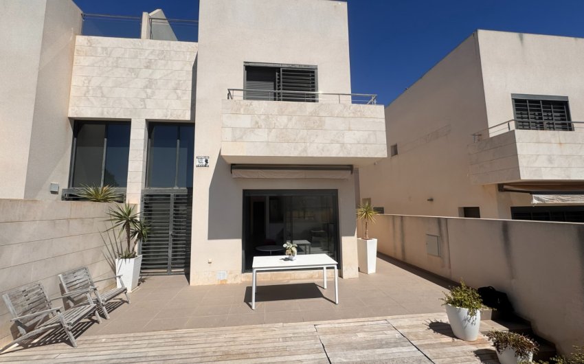 Reventa - Villa -
Orihuela Costa - La Zenia