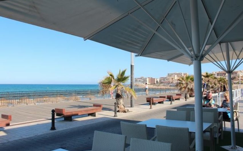 Reventa - Villa -
Orihuela Costa - La Zenia