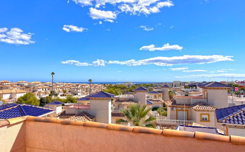 Reventa - Villa -
Orihuela Costa - La Zenia