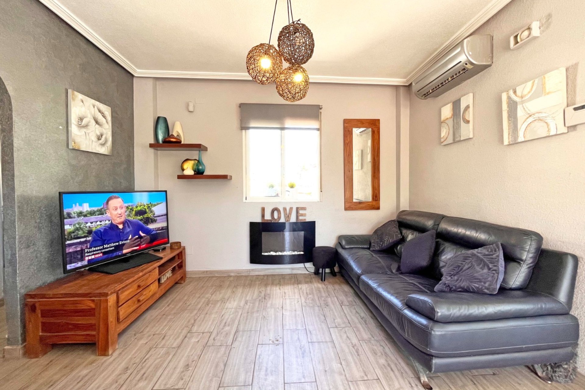 Reventa - Villa -
Orihuela Costa - La Zenia