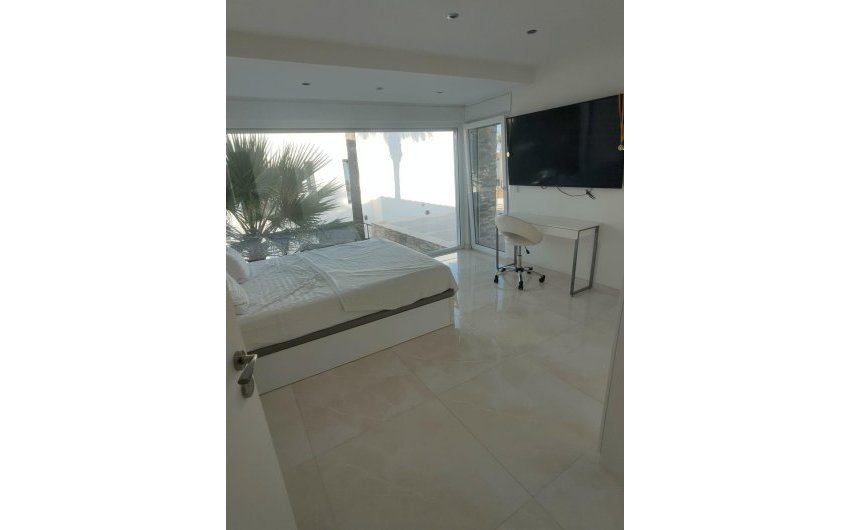 Reventa - Villa -
Orihuela Costa - La Zenia