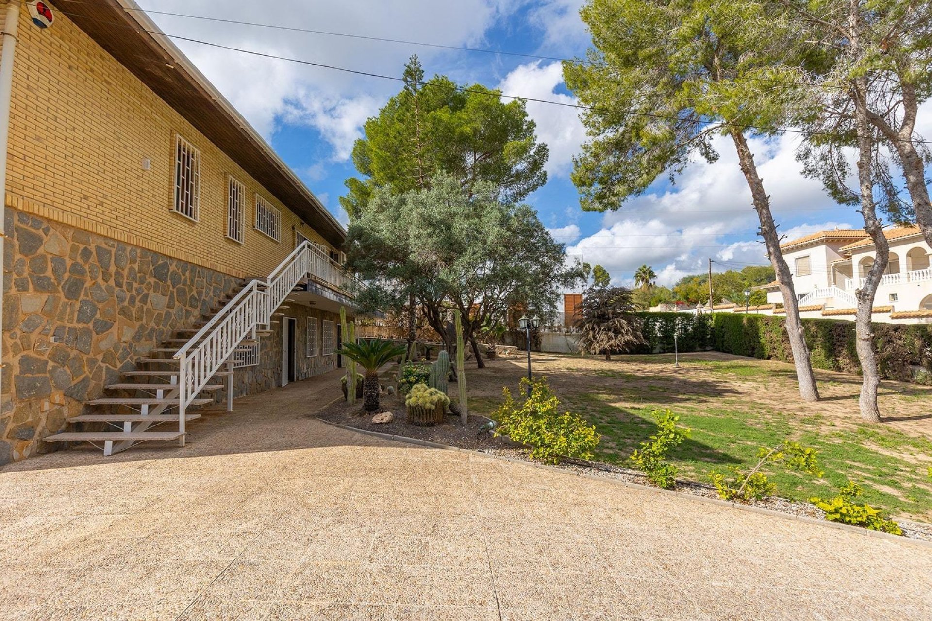 Reventa - Villa -
Orihuela Costa - Las Filipinas