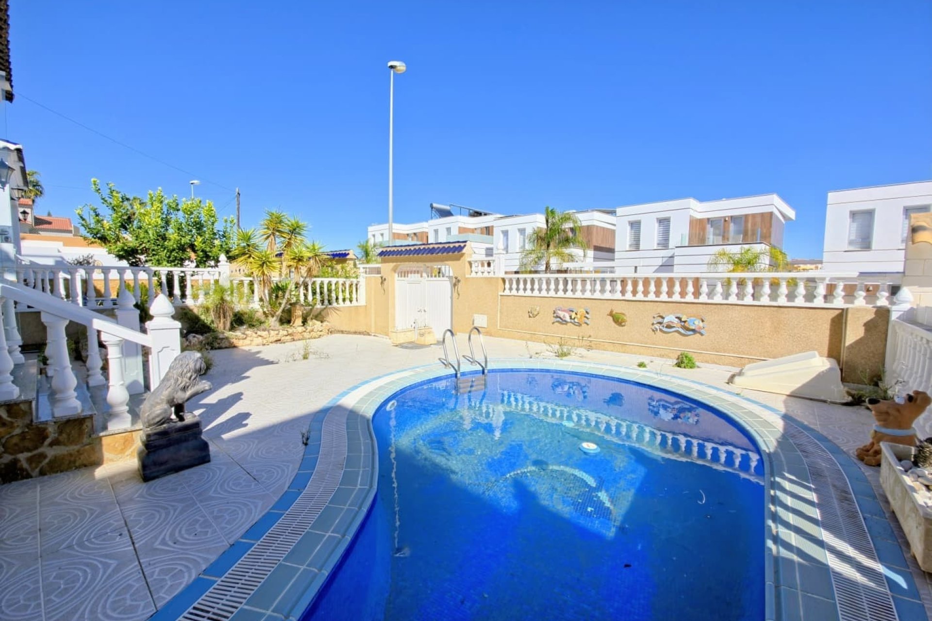 Reventa - Villa -
Orihuela Costa - Las Filipinas